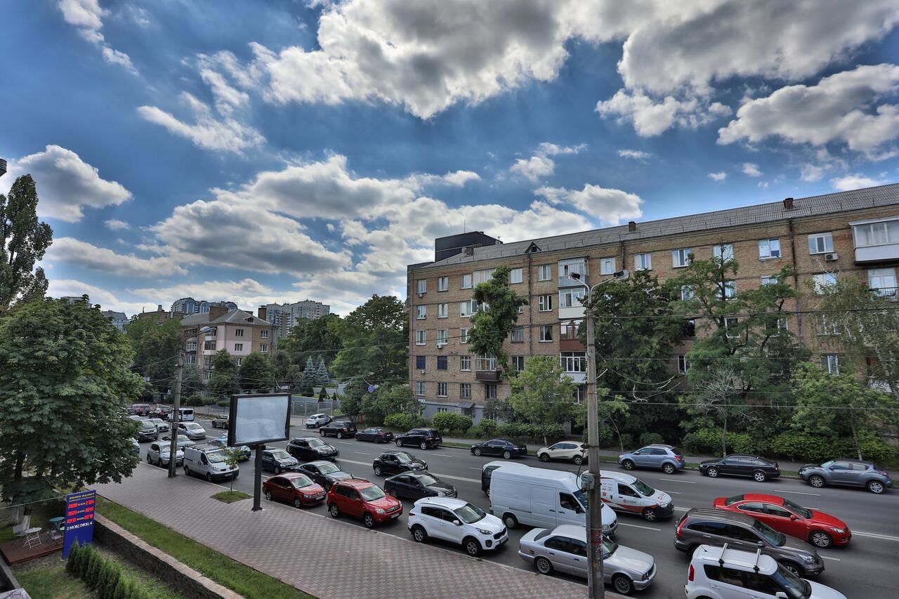 Хостелы Light Life Hostel Киев-34