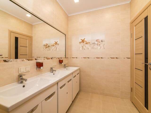 Хостелы Light Life Hostel Киев-25